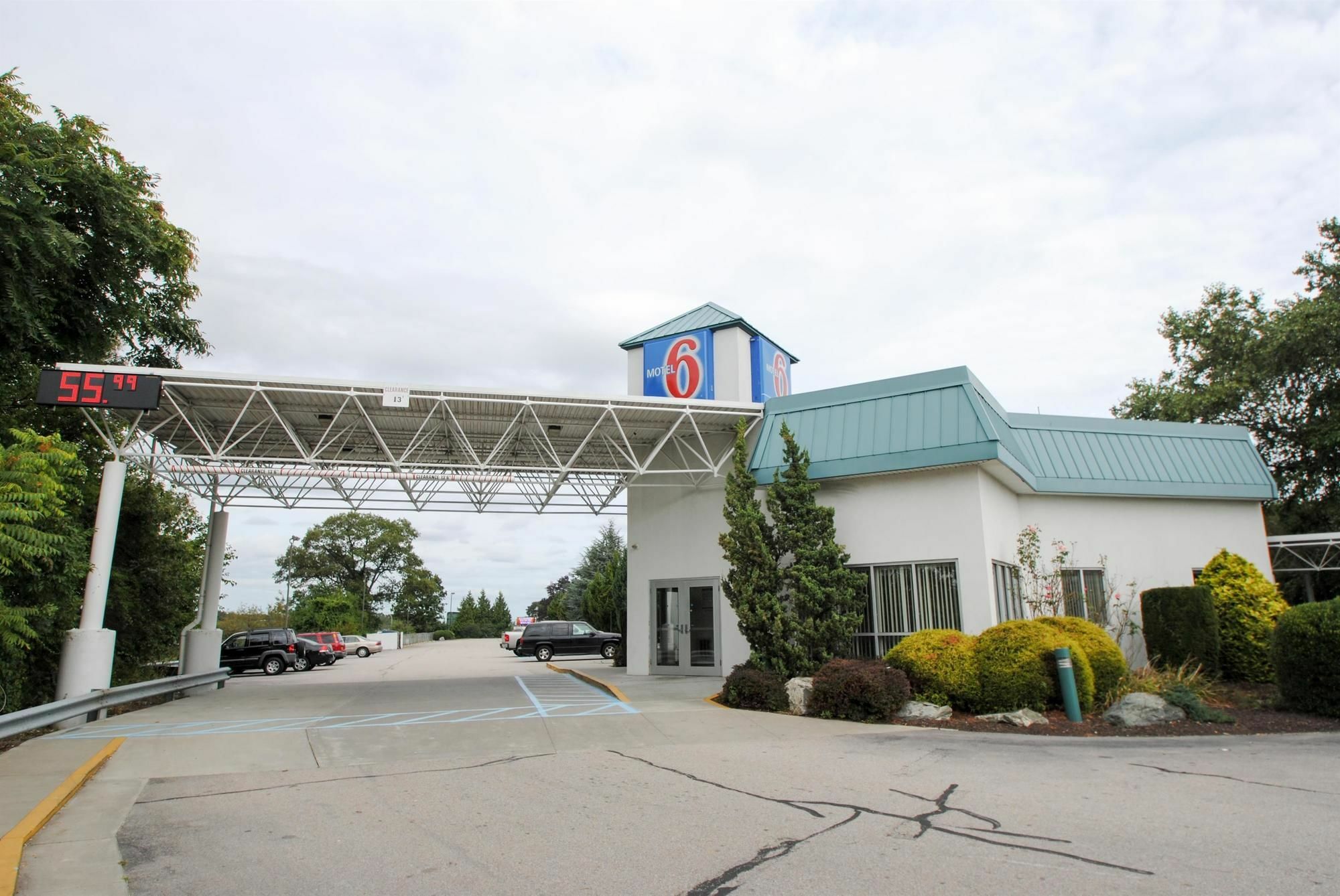 Motel 6-Warwick, Ri - Providence Airport - I-95 Buitenkant foto